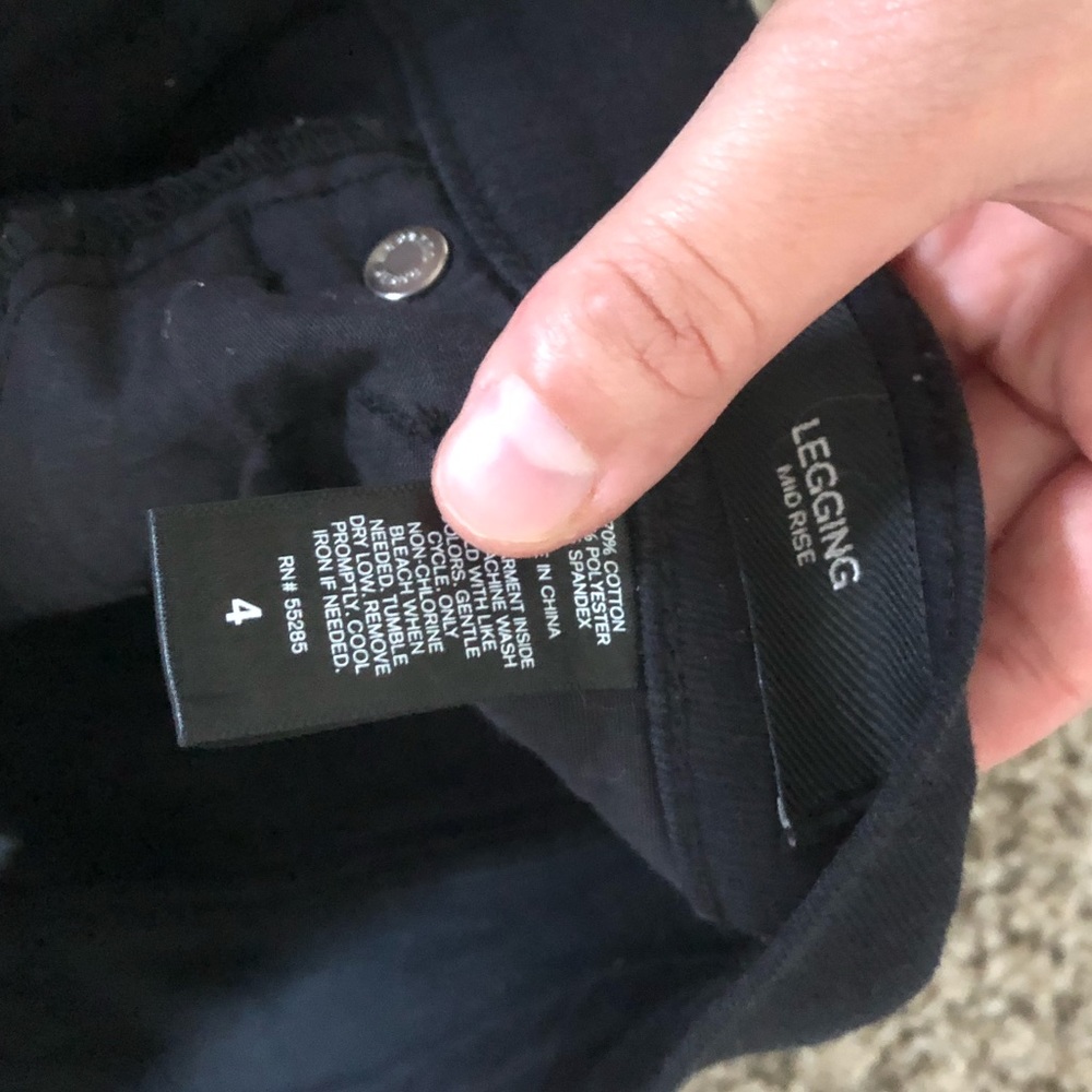 Express Black Ripped Jeans - Picture 3 of 3